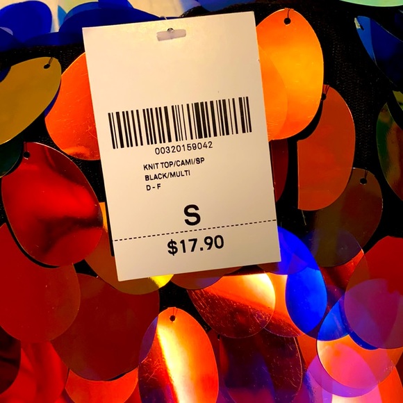 Forever 21 size small shimmery crop tank - Picture 3 of 3